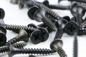 Черные саморезы не подходят для силовых конструкций 